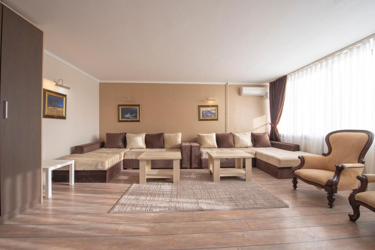 Club Satelit Zlatibor Hotel Kültér fotó