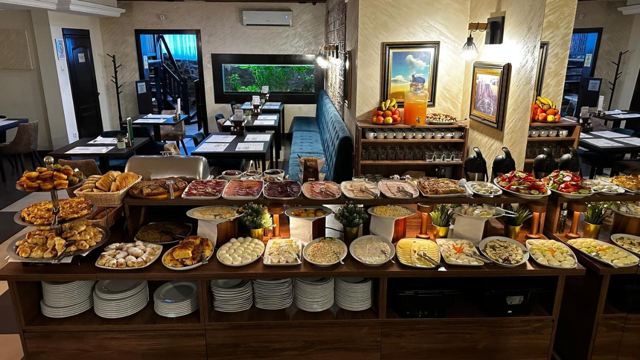 Club Satelit Zlatibor Hotel Kültér fotó